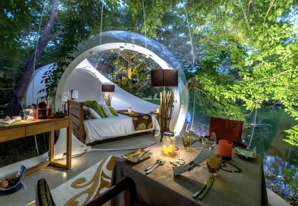 transparent crystal bubble tent